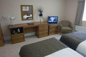 The Barns Hotel Cannock Bagian luar foto