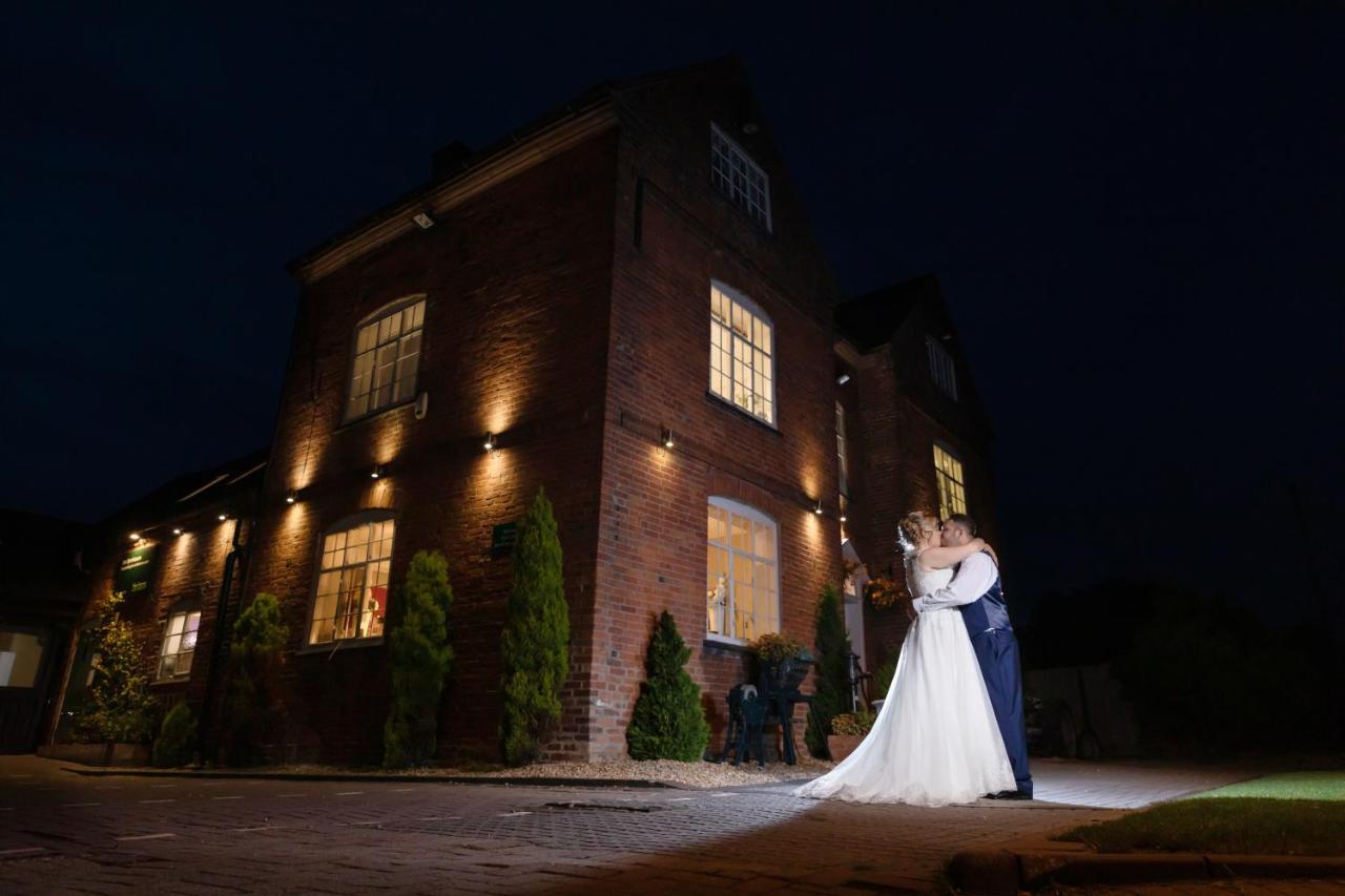 The Barns Hotel Cannock Bagian luar foto